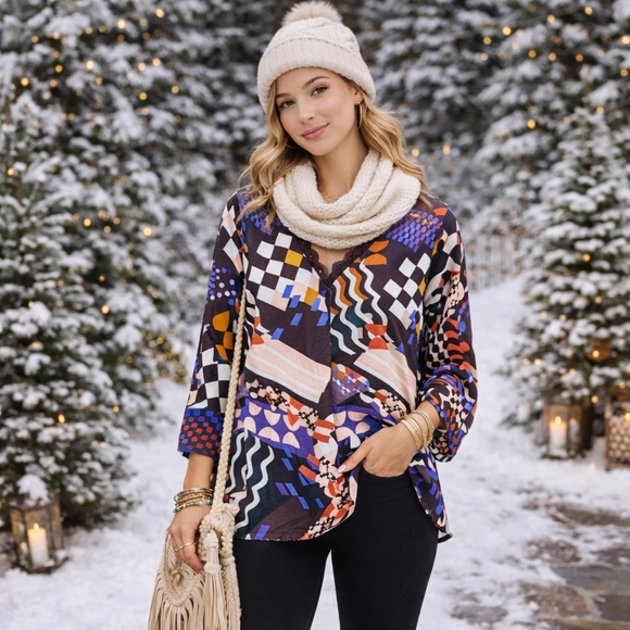 Maloka Tops - NWT Maloka Oversized Multicolor Abstract Graphic Print Blouse Funky Artsy Tunic